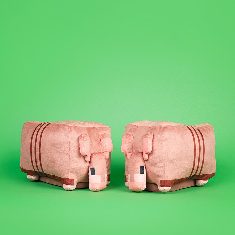 Minecraft Armadillo Plush Kids Slippers - Image 4