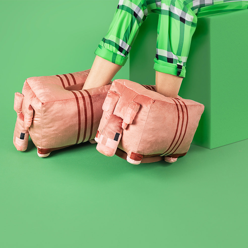 Minecraft Armadillo Plush Kids Slippers - Image 3